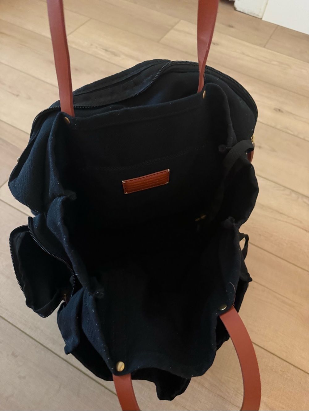 caraa Market Tote in Black - Picture 7 of 13